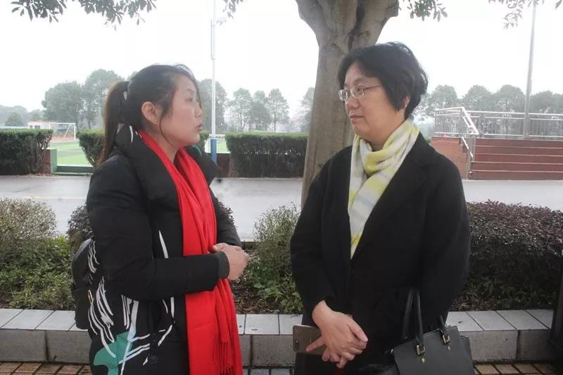 職教社“三八”婦女節(jié)溫暖特困母親